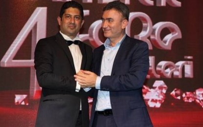 Mehmet Akbay Ödül Aldı!