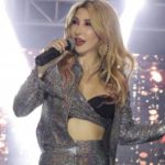 Hande Yener sahnede fenalaştı!